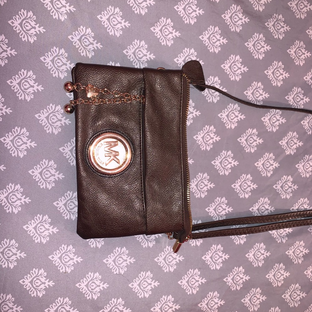 MICHAEL KORS CROSSBODY